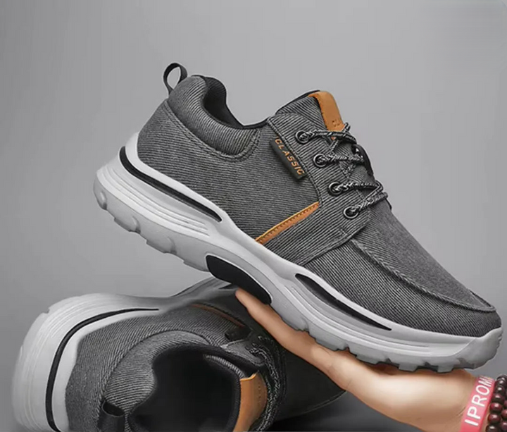 Lightweight men's barefoot sneakers for ultimate comfort & healthy feet, ideal for active wear.