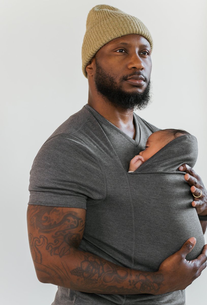 Hip healthy ergonomic infant carrier, providing optimal M-position support for newborns & growing toddlers.
