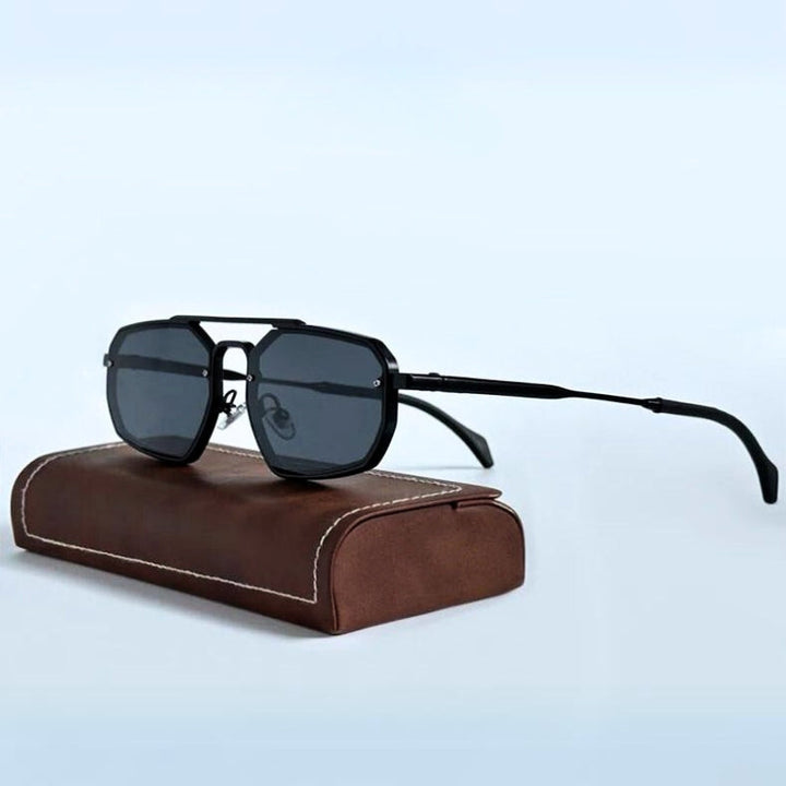 Close-up of unisex vintage rectangular polarized sunglasses, showcasing the frame and lens detail for fashion.