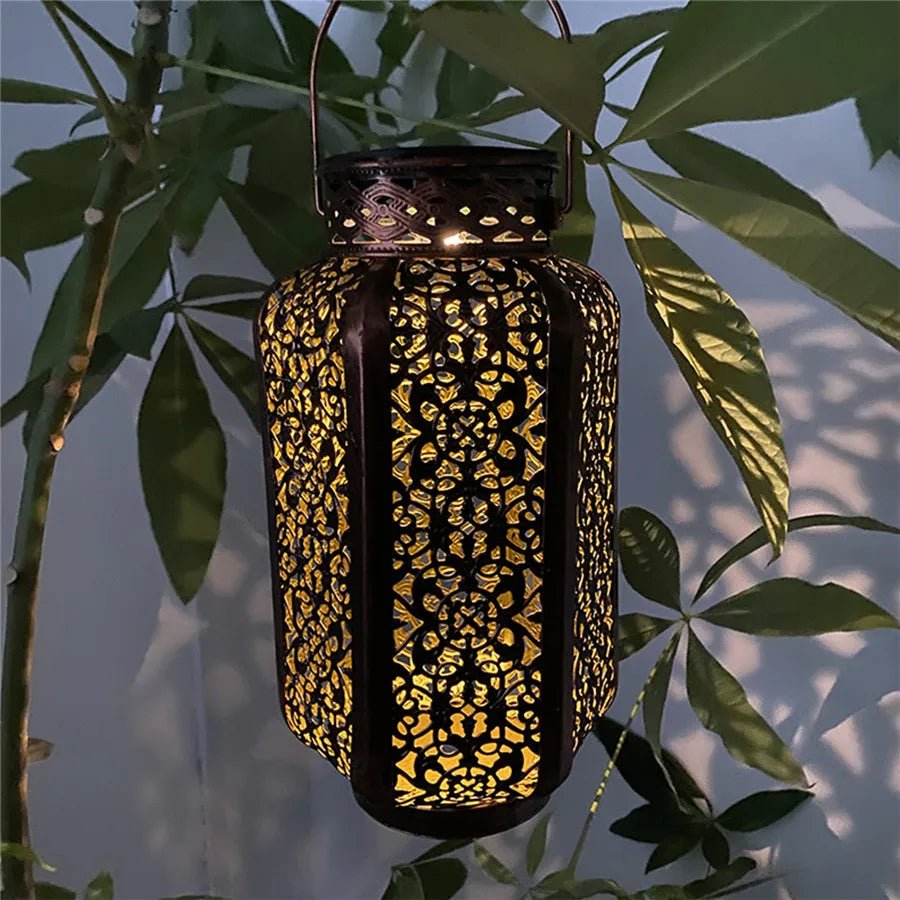 Vintage Solar Art Deco Lantern for Elegant Outdoor Lighting - Lexians