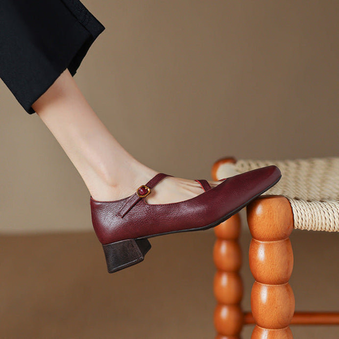 Women's leather high heel pumps in black, classic and comfortable for all-day wear