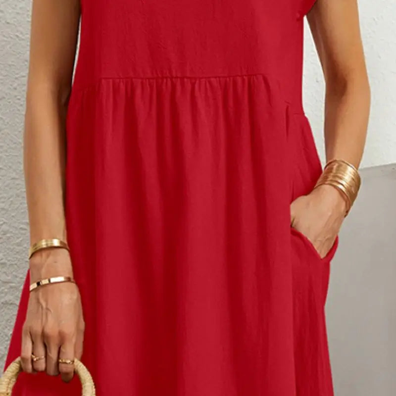 Everyday women's midi dress with pockets, designed for comfortable and stylish casual looks.