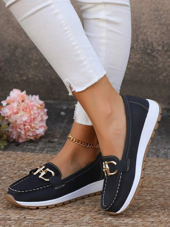 Stylish women's non-slip casual loafers, perfect for walking and daily comfort.