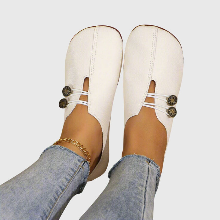 Easy-wear, lightweight women's slip-on flats, providing all-day comfort with a natural barefoot sensation.