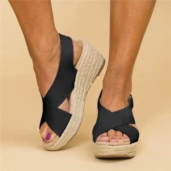 Women's lightweight flat sandals for summer comfort. Perfect for casual, everyday wear, beach, or vacation.