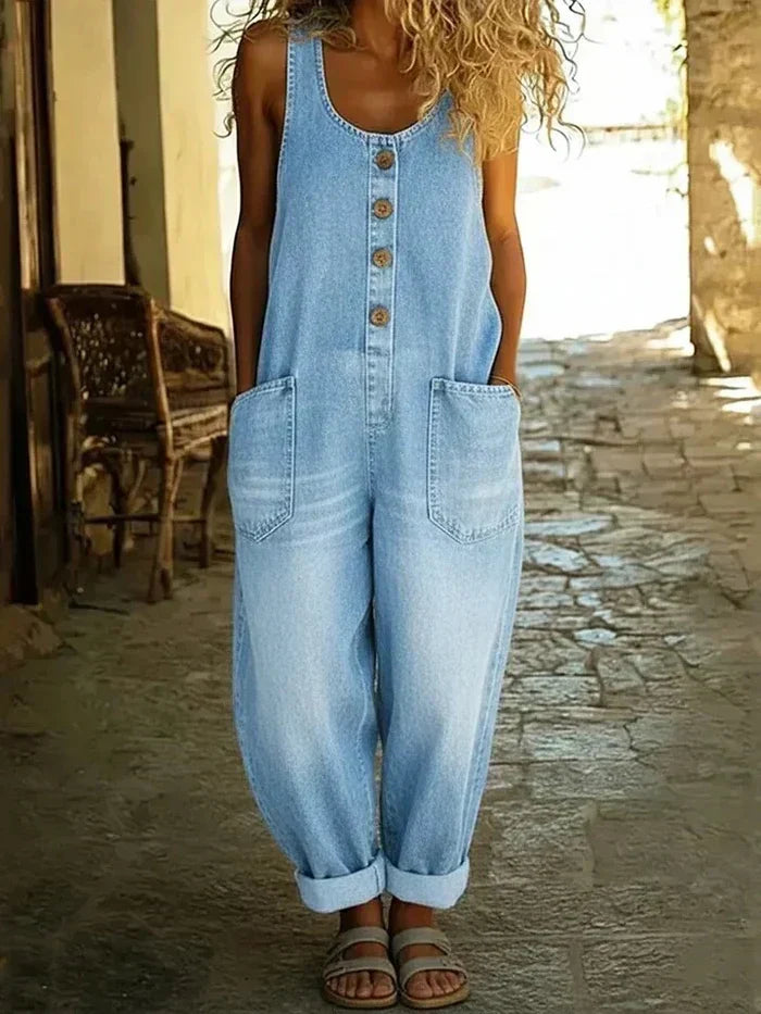 Women's loose fit sleeveless overalls jumpsuit in a comfortable, casual style for everyday wear.