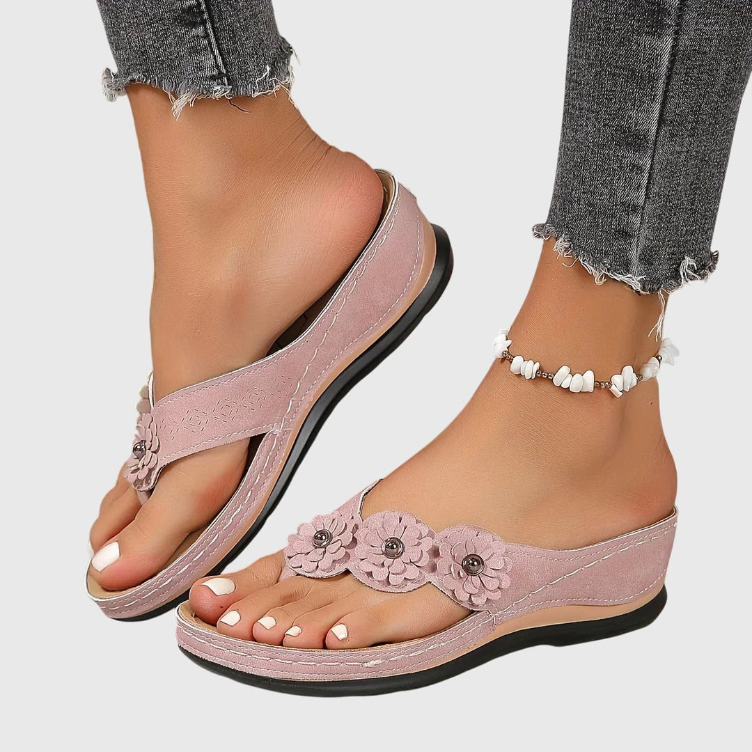 Comfortable women's sandals with shock absorption & arch support, ideal for long walks.