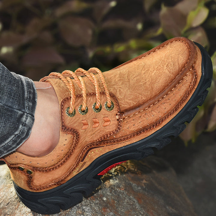 Orthopedic women's leather boots, comfortable and protective, perfect for fall