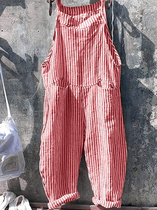 Relaxed fit women's overall jumpsuit, a stylish and comfortable cargo dungaree for summer casual fashion.