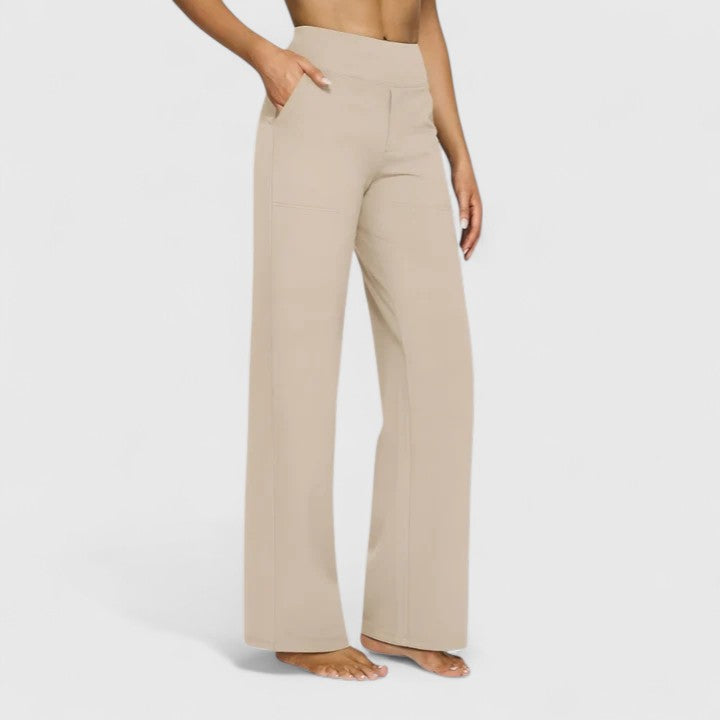 Women's versatile pull-on travel pants, wrinkle-resistant & chic for easy journeys.