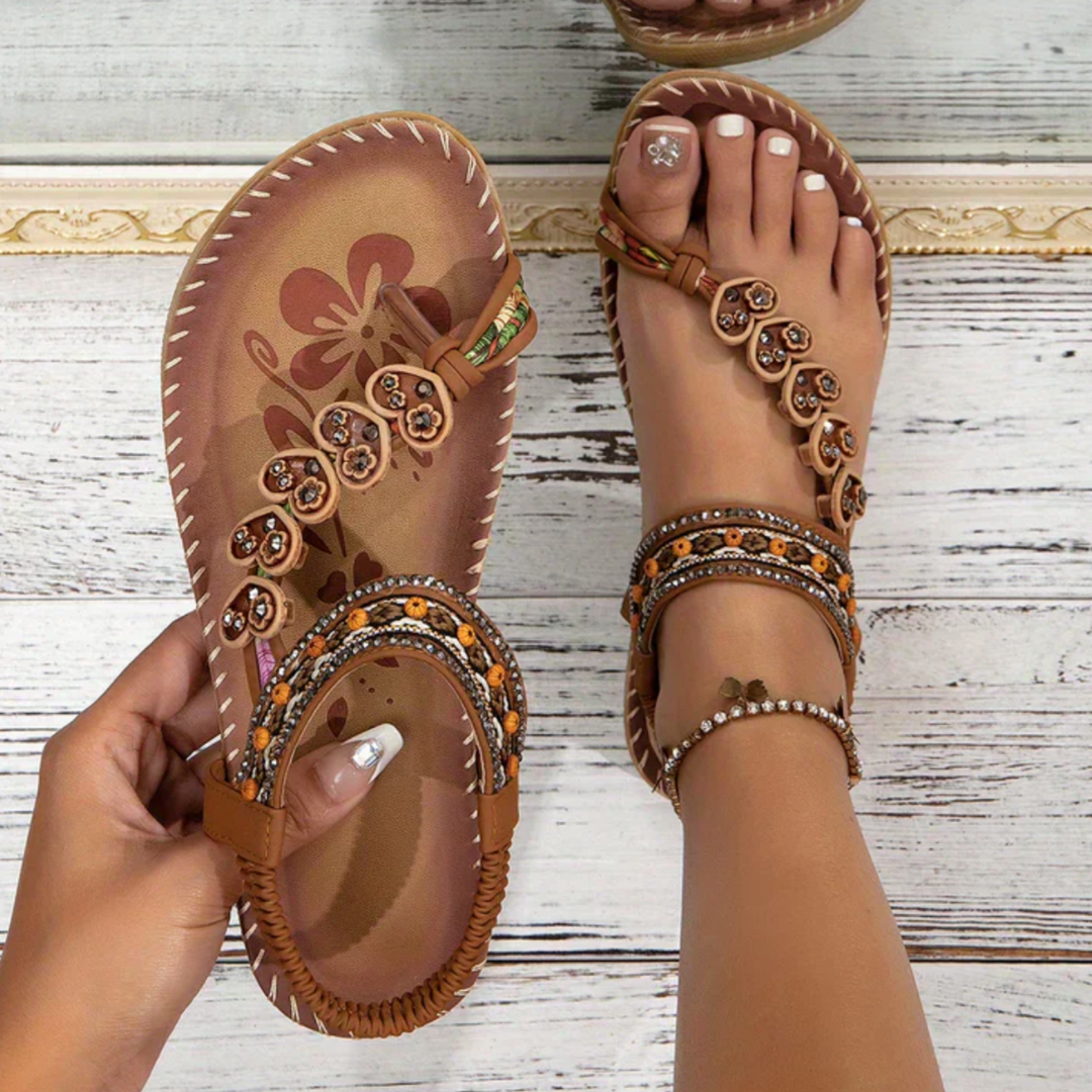 Women's stylish & comfortable slip-on sandals, perfect for everyday casual wear. Open-toe summer footwear.