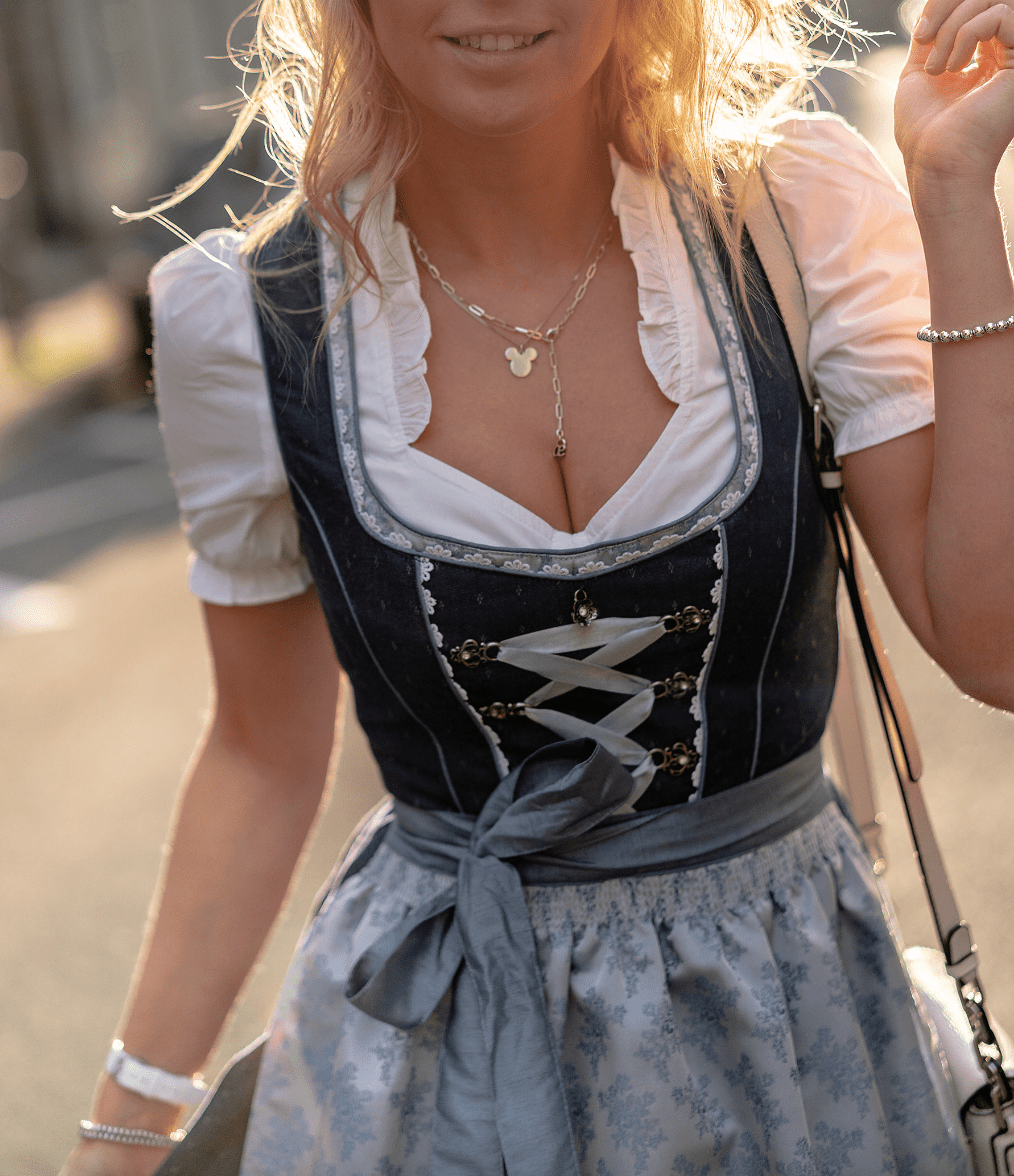 Women's Bavarian Dirndl Dress - Classic Charm - Lexians