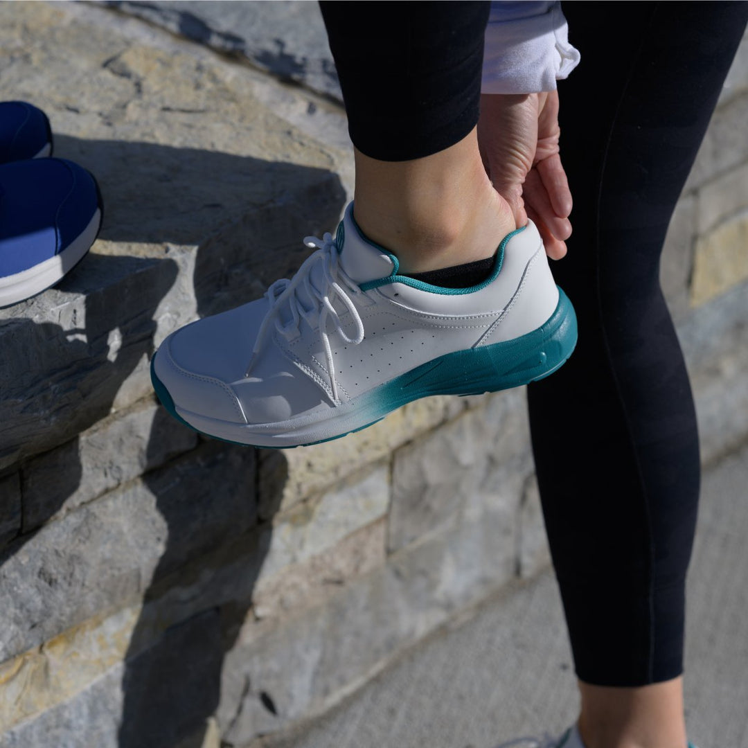 Women's ComfortWear Healthcare Work Shoes - Lexians